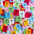 Post it notes with question marks used as questioning resources in the classroom
