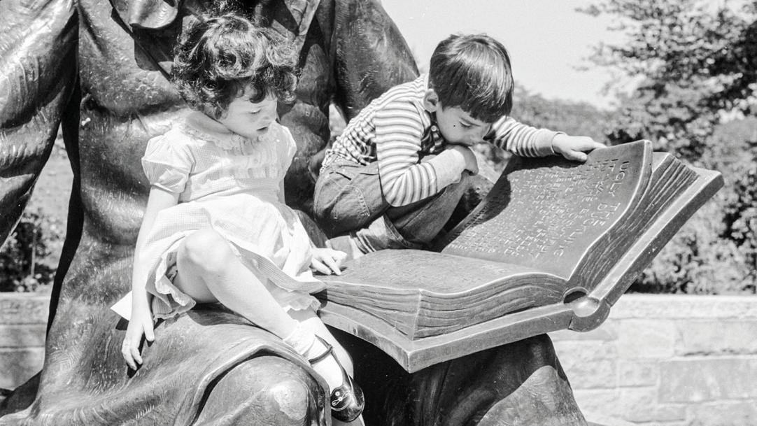 Covid and schools: How reading can boost children's oral language skills after lockdown