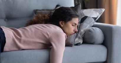 GCSE 2021 grades: Exhausted woman, flopped asleep on sofa