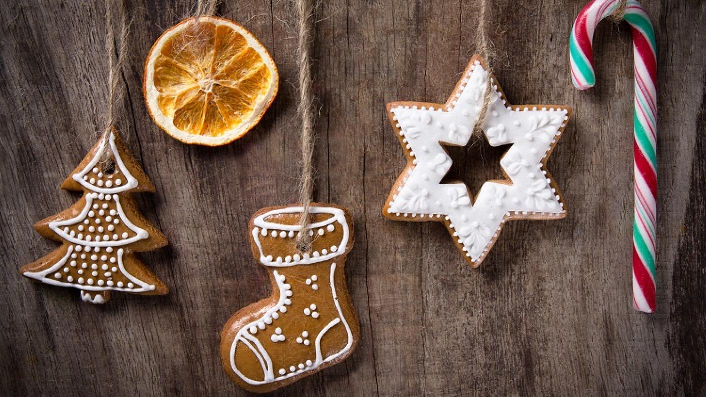 Christmas tree, star, biscuits and dried orange, exploring Christmas tranditions resources