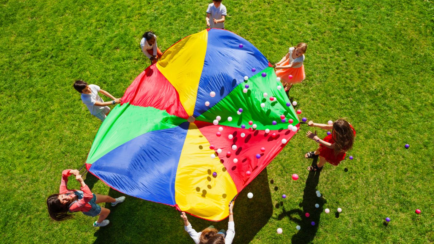Parachute game for icebreaker activities for primary and secondary back-to-school