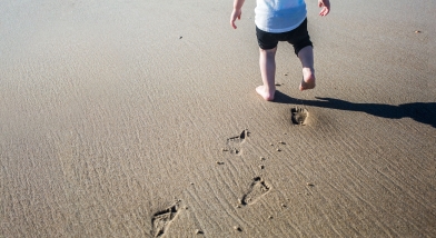 Sand learning to walk