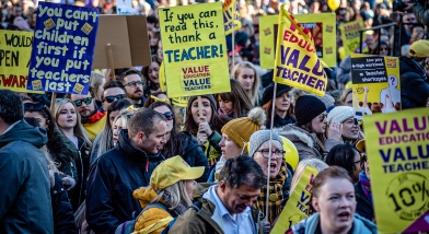 The @EISUnion is to hold a ballot over potential strike action in Glasgow, it said this afternoon