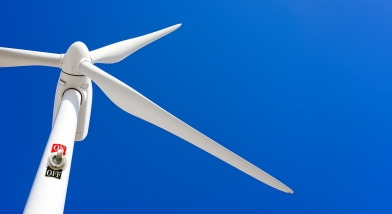 Wind turbine with off switch