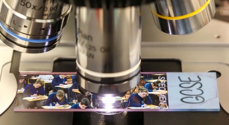 Microscope