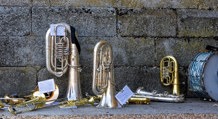 instrument on street