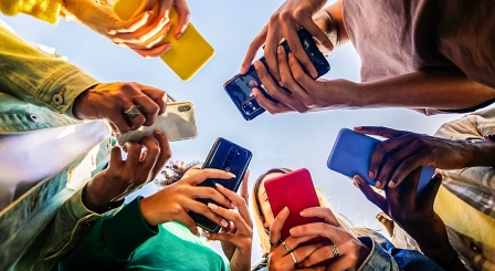 Students with smart phones