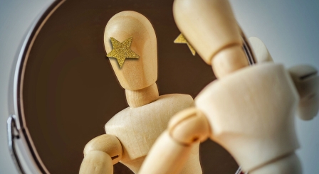 Headteachers' leaders have questioned Ofsted's plans for schools providing a graded self-evaluation.