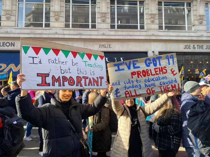 Teacher strikes rally London