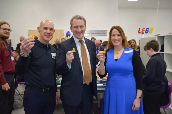 Education secretary Damian Hinds visits the Stem Centre. Pictured with Stephen Shaw, certified Lego trainer, and Georgina Mulhall, executive headteacher of Gomer Junior School.