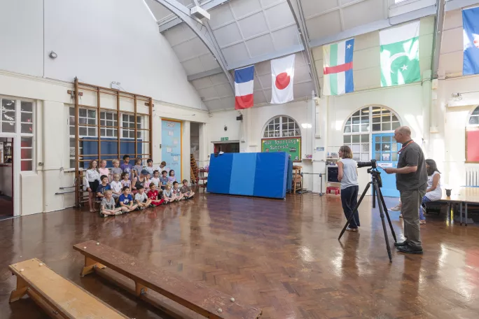 Year 3 class at Little Ealing Primary School 2018. Photo © Tate 