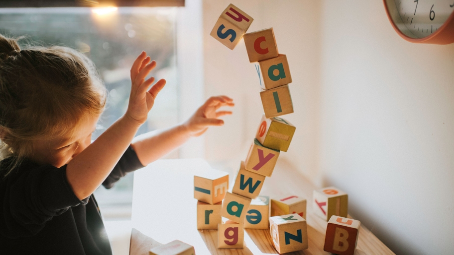 Nursery teachers in disadvantaged communities to be offered £4,500 incentive