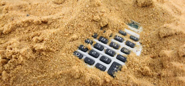 Beach, calculator