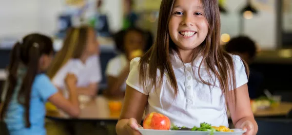 Why are only 68% of Scottish pupils taking free meal offer?