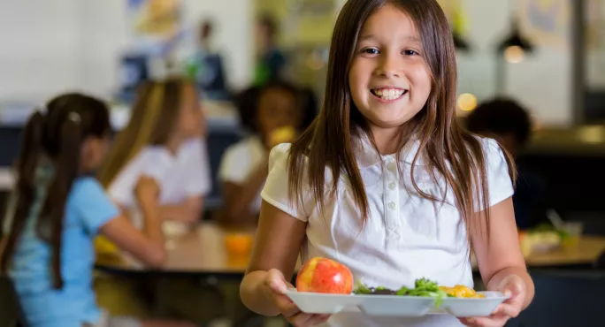 Why are only 68% of Scottish pupils taking free meal offer?