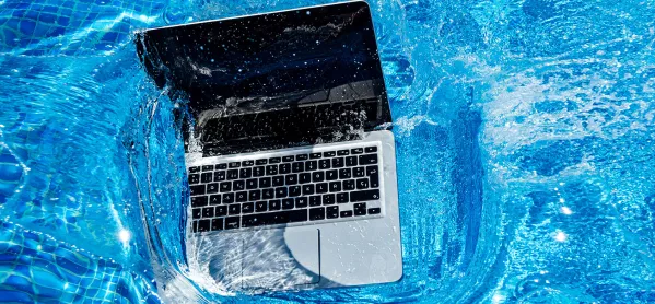 Sinking laptop computer