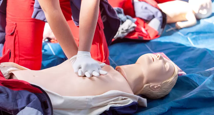 Should first aid be taught in school to every pupil?