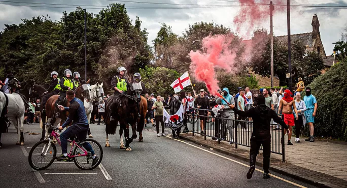 Governors call for riots support
