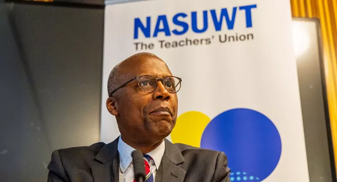 Dr Patrick Roach has announced he is standing down as NASUWT general secretary next year.