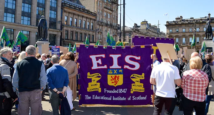 EIS reveals first day of teacher strike action in Glasgow