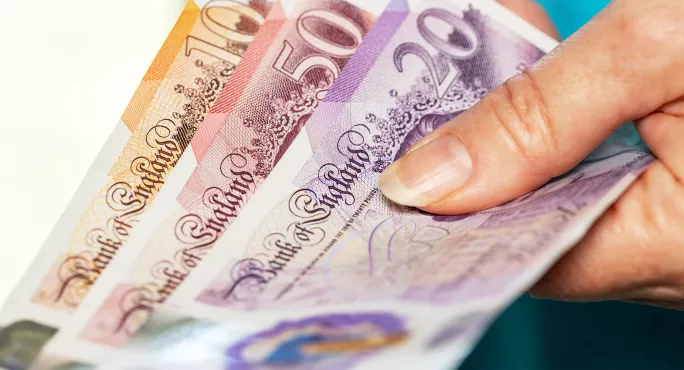 Teacher pay: Schools have £400 million 'headroom' for rise, says the DfE