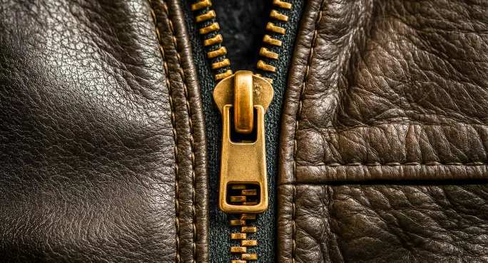 Zipper on jacket Merger