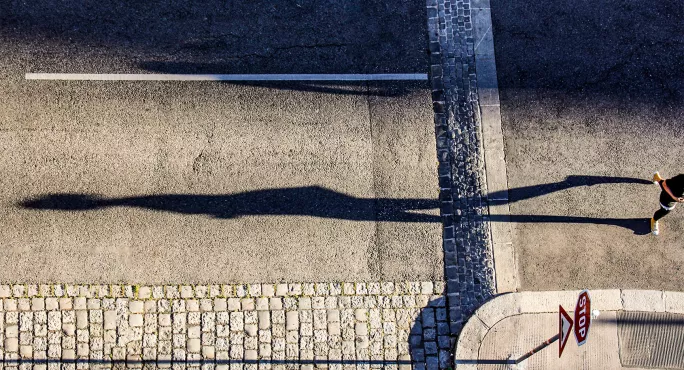 Long shadow cast