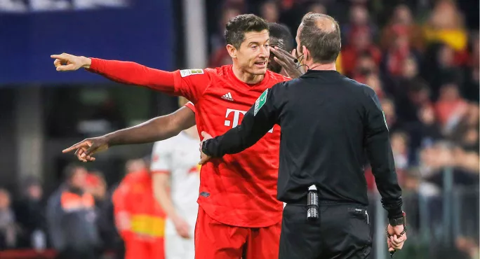 Complaining to ref