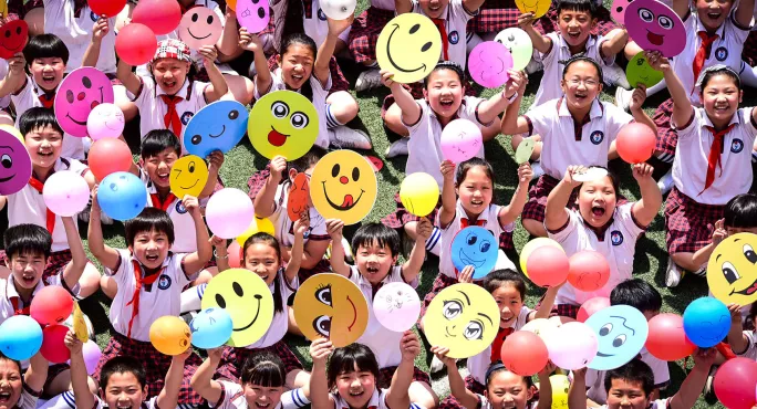 Chinese children with balloons