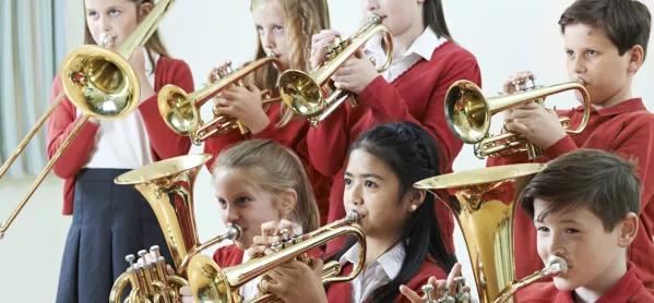 School Brass Band, Playing Instruments