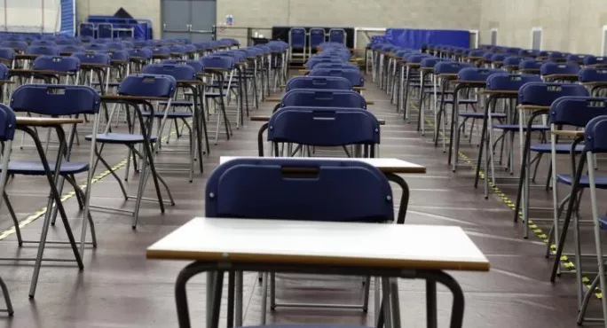 Gcse Results 2019: Ofqual Could Use The Results Of Its New National Reference Test To Change Grade Boundaries This Year