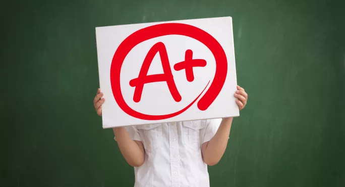 Why Teachers Should Give Students Grades For Their Essays
