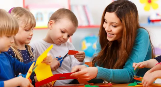 Disadvantaged Boys Benefit From An Extra Term Of Early Schools, Researchers Have Found.