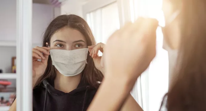 Covid & Schools: It's Dangerous Not To Wear Face Masks Right Now, Says Top Scientist