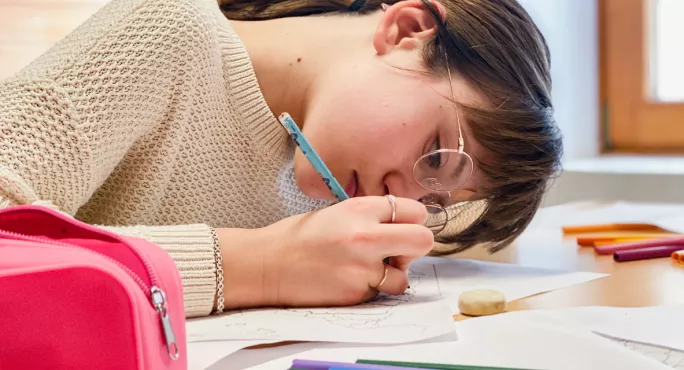 Glasses In Classes: The Dfe Is Extending A Scheme To Provide Free Glasses To Pupils To Boost Literacy.