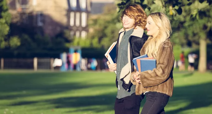 Covid & Schools: Fewer School Leavers Find Work - But More Go To University