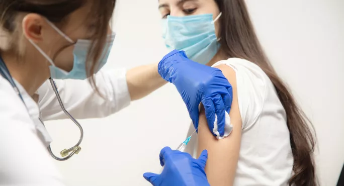 Covid & Schools: 16- & 17-year-olds Urged To Get Second Vaccine Jab