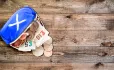 EIS pay offer purse with coins