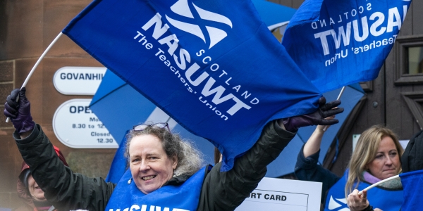 nasuwt-members-vote-to-accept-teacher-pay-offer-in-scotland-tes